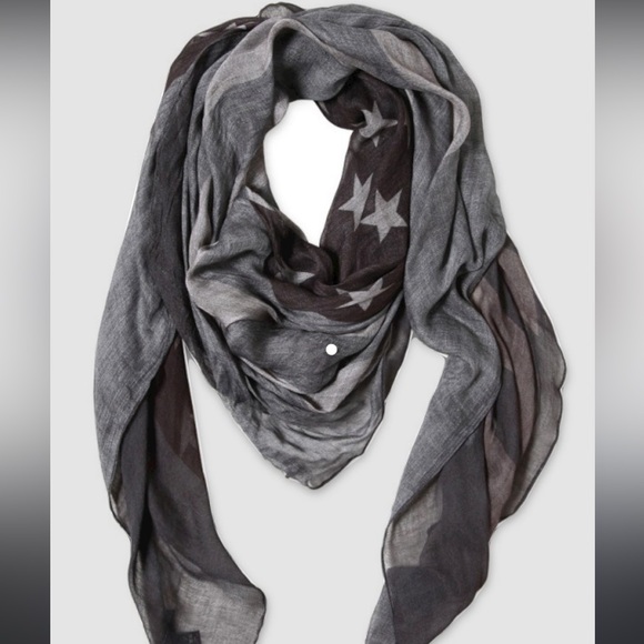 COPY - John Varvatos Antique flag scarf - Picture 1 of 4